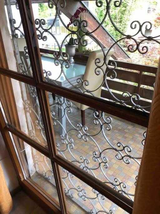 Willkommen Im Casa Felice, Der Wohlfuehl Oase Mit Balkon, 4 Betten Und Homeoffice Platz Aidlingen Εξωτερικό φωτογραφία