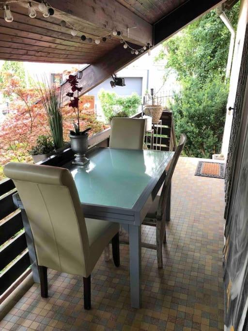 Willkommen Im Casa Felice, Der Wohlfuehl Oase Mit Balkon, 4 Betten Und Homeoffice Platz Aidlingen Εξωτερικό φωτογραφία